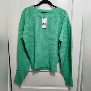 NWT-Zara Knitted Sweater